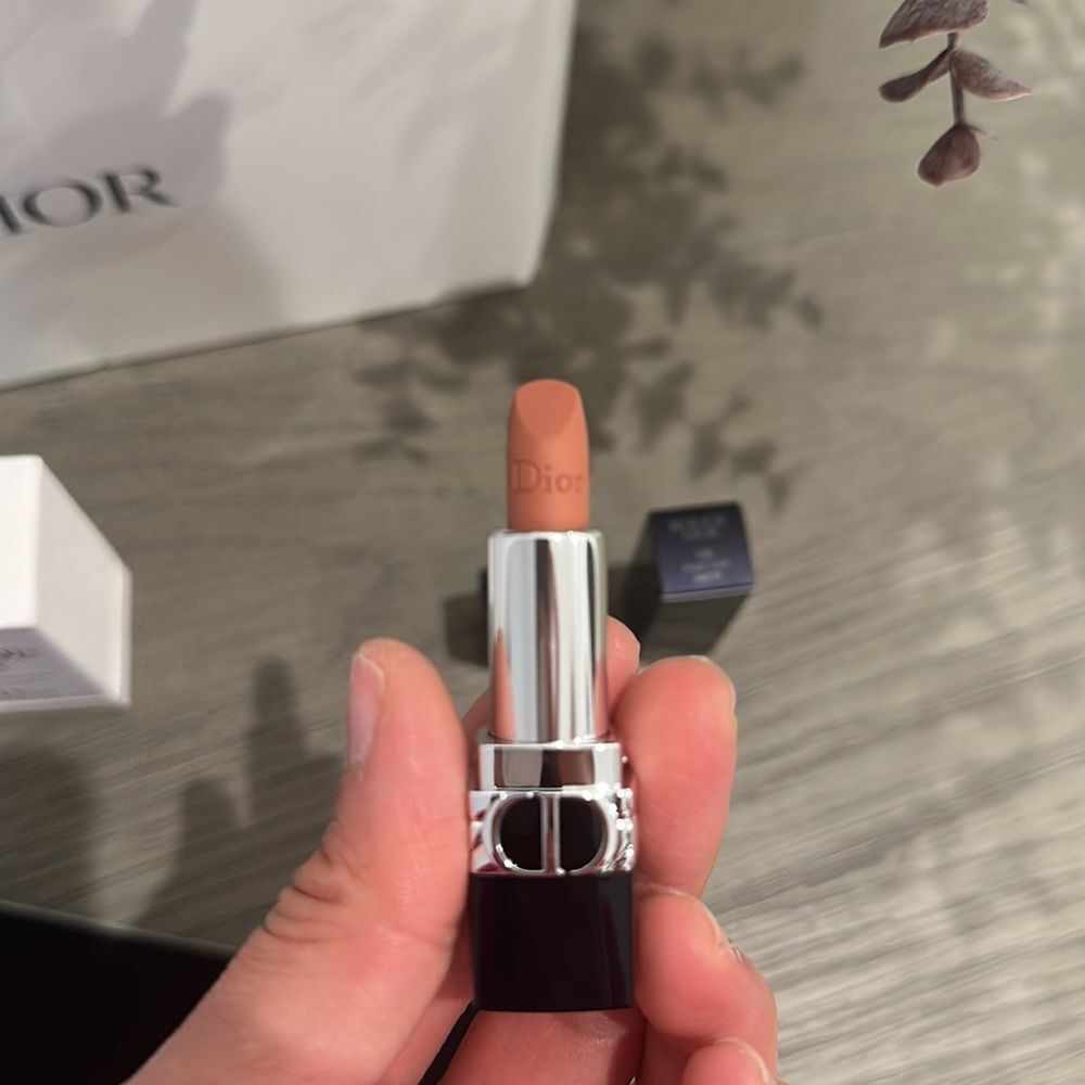 Christian Dior cosmetics bag, lipstick and perfumee - Picture 6 of 10